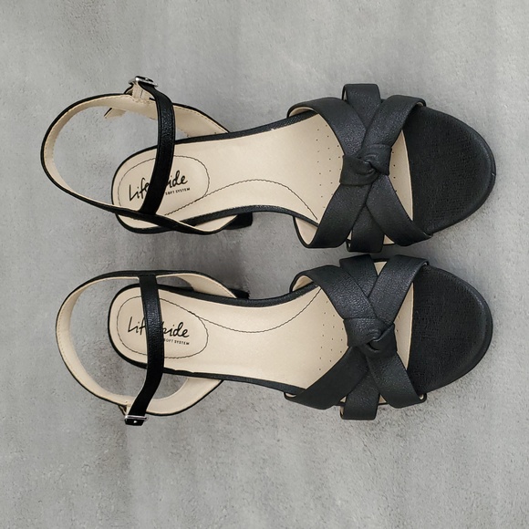 🆕️ LIFESTRIDE Soft Sytem Lucky Black Textured Platform Block Heels SIZE: 9.5M - Picture 4 of 15